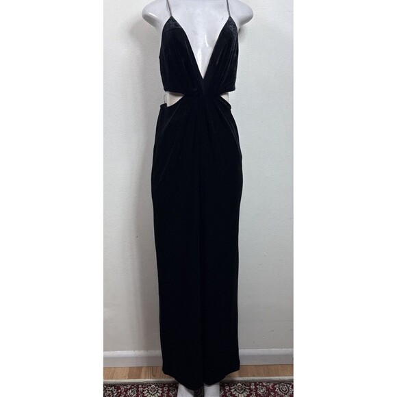 (Q1) ZARA VELVET JUMPSUIT WITH RHINESTONE STRAPS, size L - Picture 2 of 16